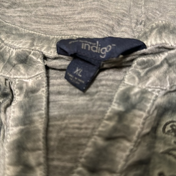 Indigo sage XL top embroidery V open front - Picture 5 of 6